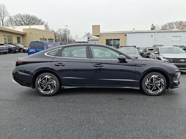 new 2025 Hyundai Sonata car, priced at $32,520