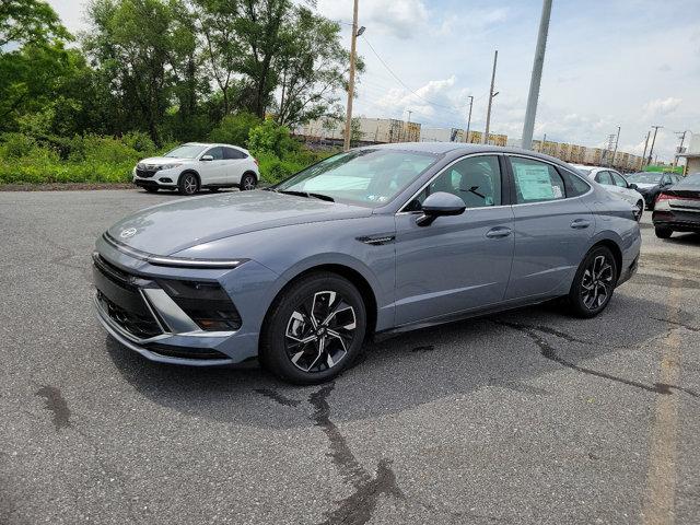 new 2024 Hyundai Sonata car, priced at $29,230