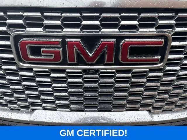 used 2022 GMC Yukon car, priced at $58,444