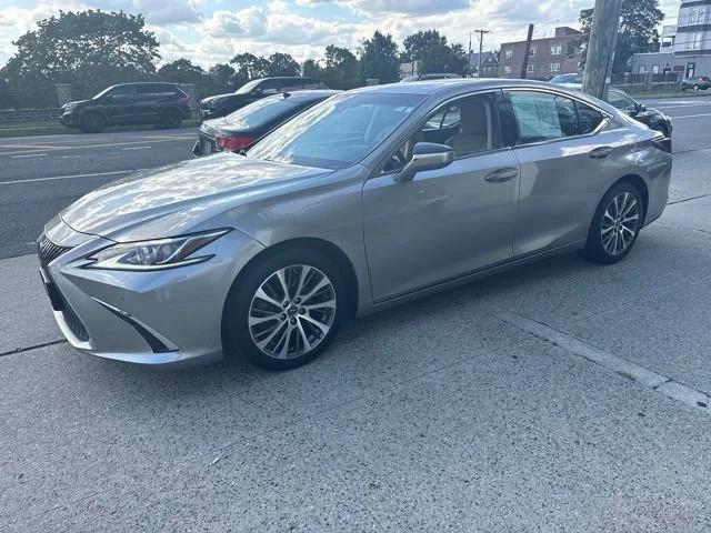 used 2019 Lexus ES 350 car, priced at $27,511