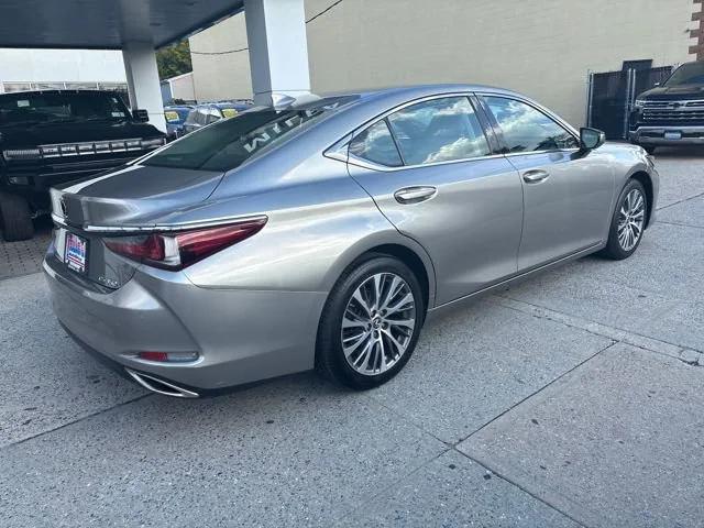 used 2019 Lexus ES 350 car, priced at $27,511