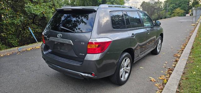 used 2008 Toyota Highlander car, priced at $6,495