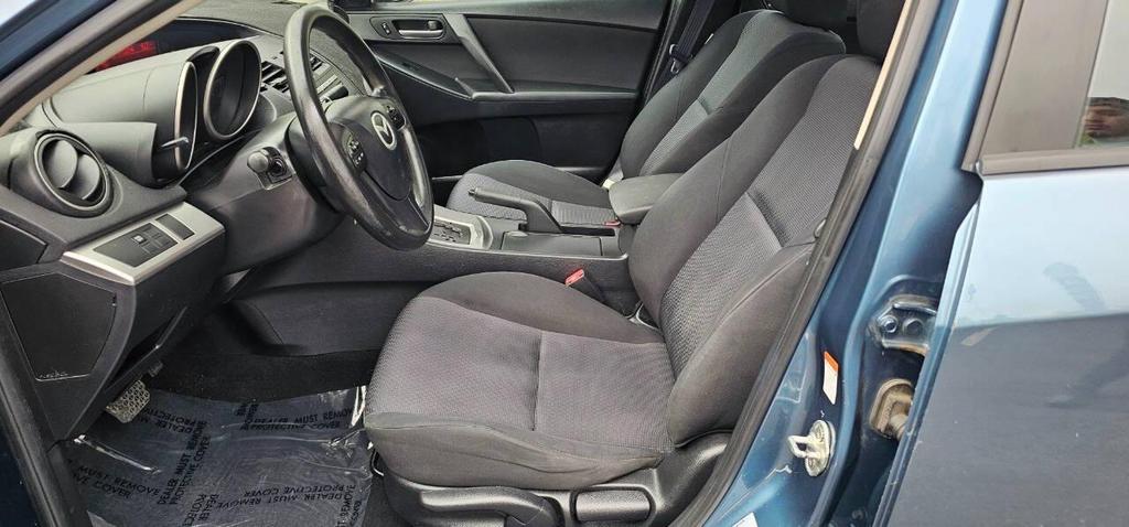used 2010 Mazda Mazda3 car, priced at $5,395