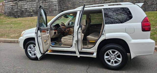 used 2004 Lexus GX 470 car, priced at $8,795