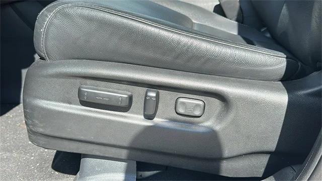 used 2022 Honda Passport car, priced at $32,370