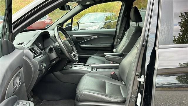 used 2022 Honda Passport car, priced at $28,891