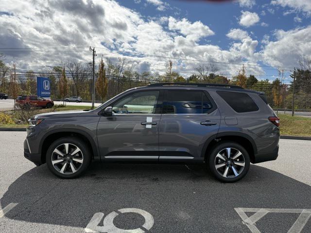 new 2025 Honda Pilot car, priced at $48,595