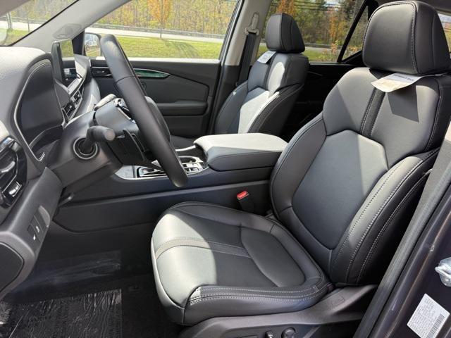 new 2025 Honda Pilot car, priced at $48,595