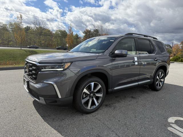 new 2025 Honda Pilot car, priced at $48,595