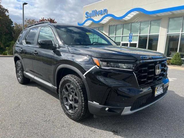 new 2025 Honda Pilot car, priced at $49,445