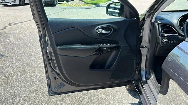 used 2023 Jeep Cherokee car, priced at $22,991