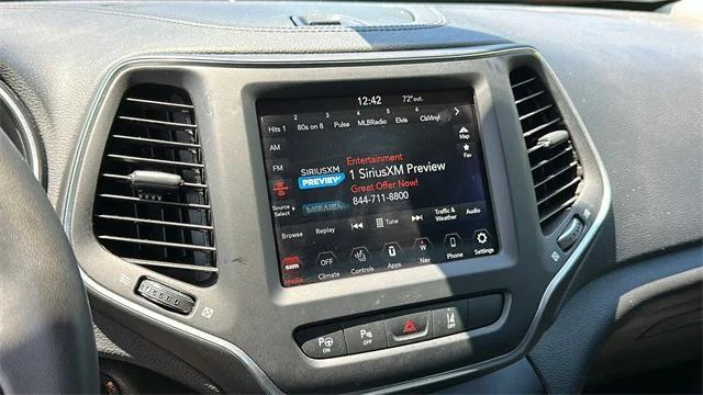 used 2023 Jeep Cherokee car, priced at $22,991