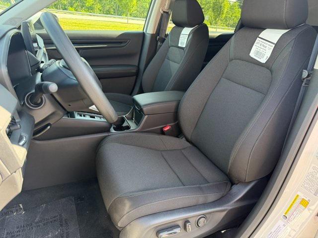 new 2026 Honda CR-V car, priced at $35,305