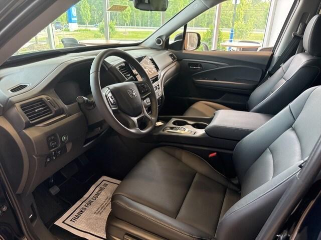 new 2025 Honda Ridgeline car, priced at $42,180