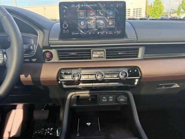new 2025 Honda Pilot car, priced at $54,955