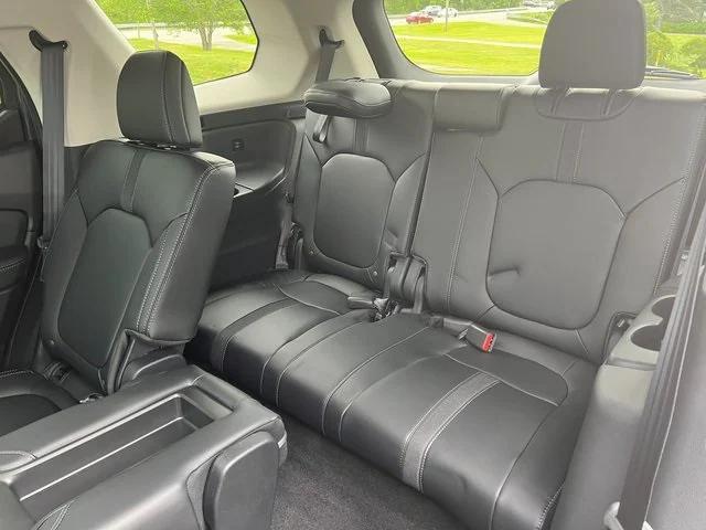 new 2025 Honda Pilot car, priced at $46,050