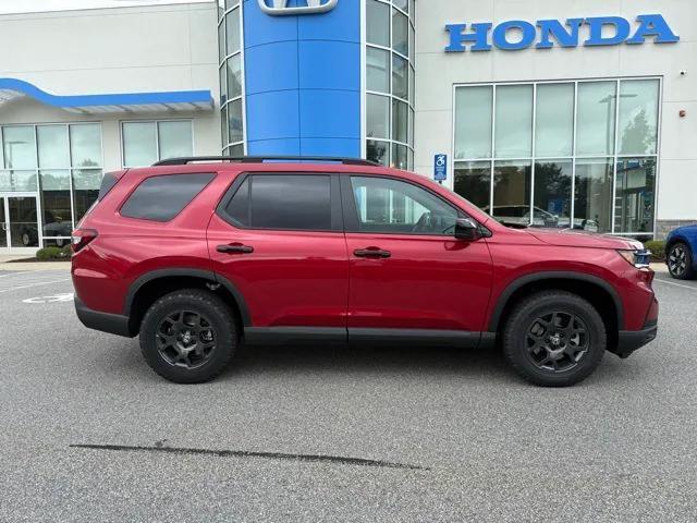 new 2025 Honda Pilot car, priced at $49,555