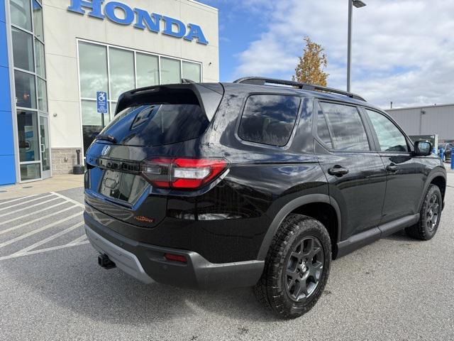 new 2025 Honda Pilot car, priced at $48,875
