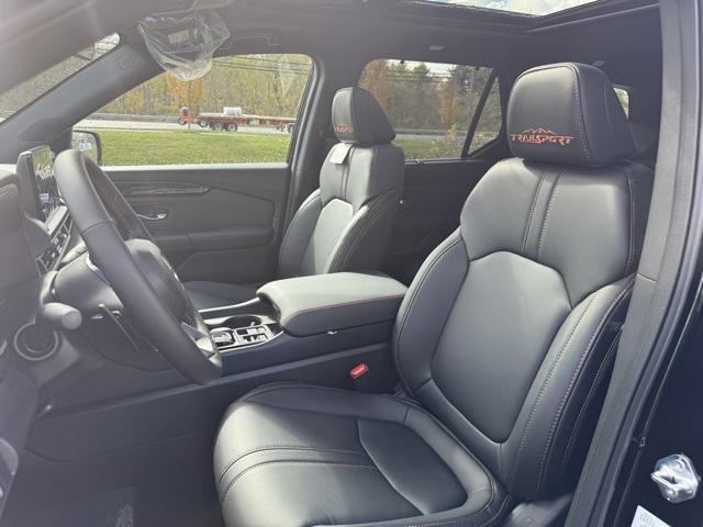 new 2025 Honda Pilot car, priced at $48,875