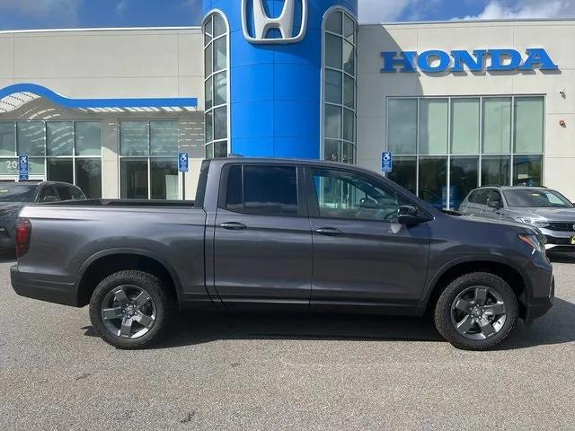 new 2025 Honda Ridgeline car, priced at $44,580