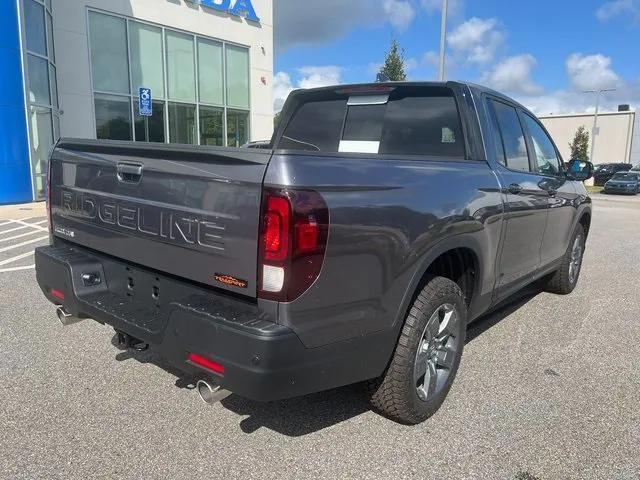new 2025 Honda Ridgeline car, priced at $44,580