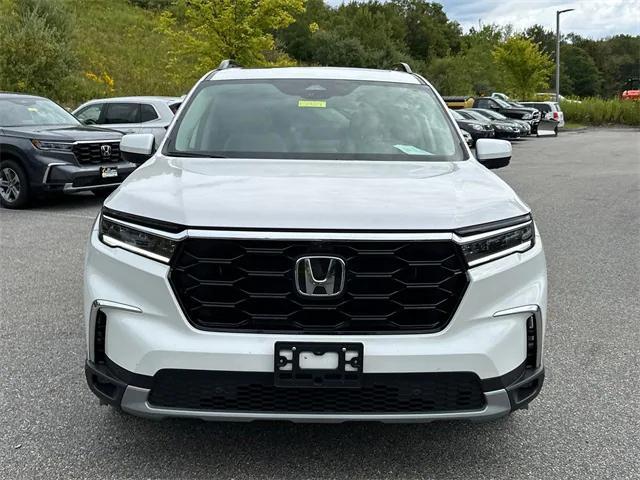 used 2024 Honda Pilot car, priced at $46,991