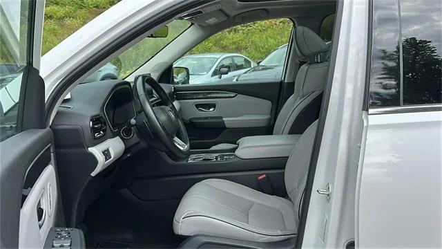 used 2024 Honda Pilot car, priced at $46,991