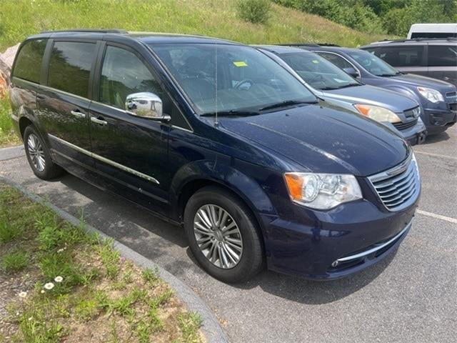 used 2014 Chrysler Town & Country car, priced at $10,991