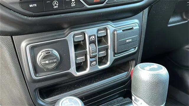 used 2021 Jeep Wrangler Unlimited car, priced at $31,591