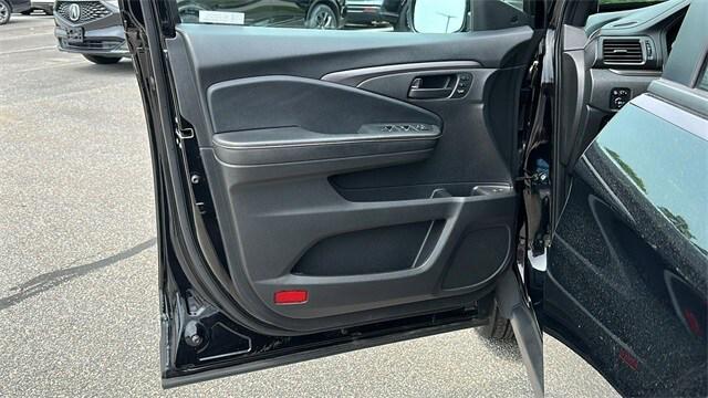 used 2022 Honda Passport car, priced at $33,591