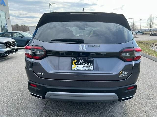 new 2025 Honda Pilot car, priced at $53,510