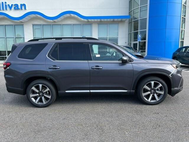 new 2025 Honda Pilot car, priced at $53,510