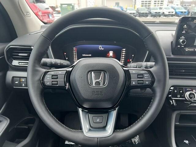 new 2025 Honda Pilot car, priced at $53,235