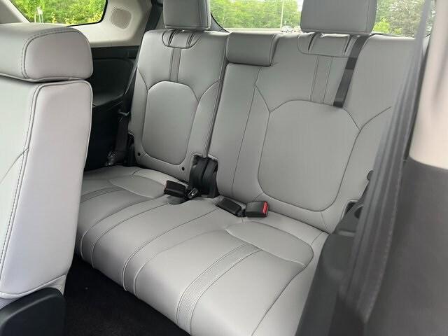new 2025 Honda Pilot car, priced at $48,745