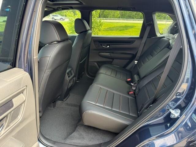 new 2026 Honda CR-V Hybrid car, priced at $40,675
