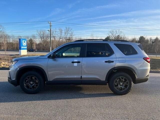 new 2025 Honda Pilot car, priced at $49,045