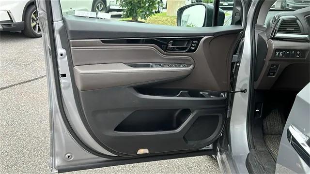 used 2023 Honda Odyssey car, priced at $33,991