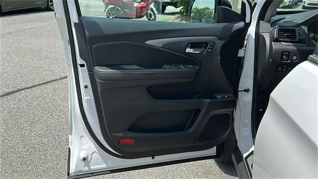 used 2025 Honda Ridgeline car, priced at $40,491