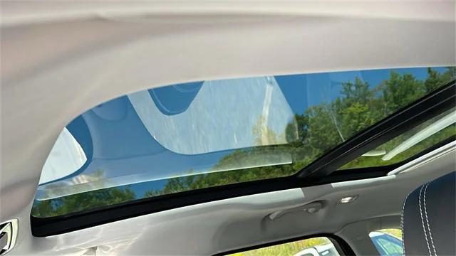 used 2018 Land Rover Range Rover Velar car, priced at $18,491