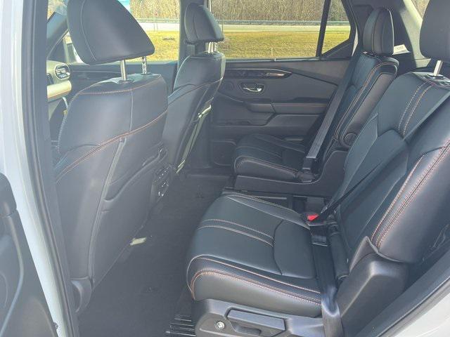 new 2025 Honda Pilot car, priced at $48,850