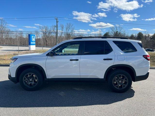 new 2025 Honda Pilot car, priced at $48,850