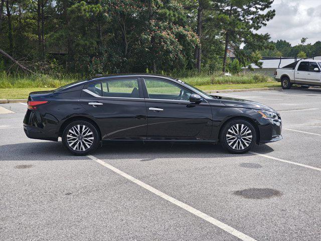 used 2023 Nissan Altima car, priced at $19,055