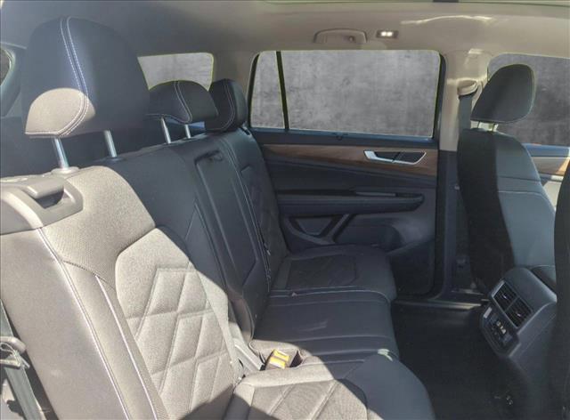new 2025 Volkswagen Atlas car, priced at $45,961