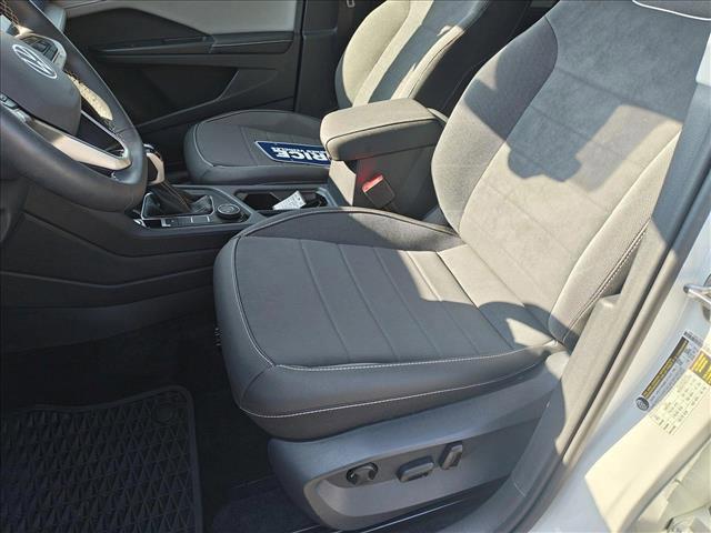 used 2024 Volkswagen Taos car, priced at $27,112