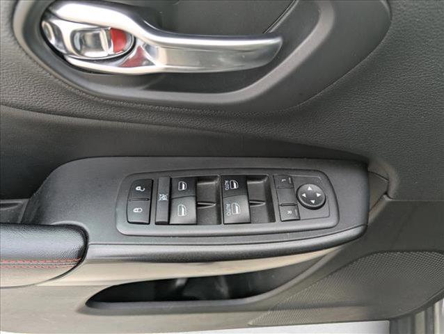 used 2019 Jeep Cherokee car, priced at $18,269