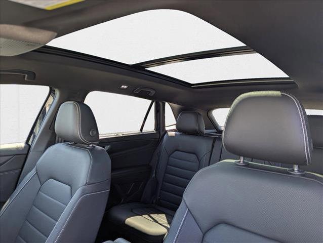 new 2026 Volkswagen Atlas Cross Sport car, priced at $53,233