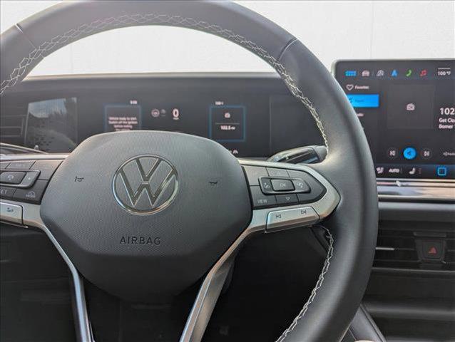new 2025 Volkswagen Tiguan car, priced at $37,526
