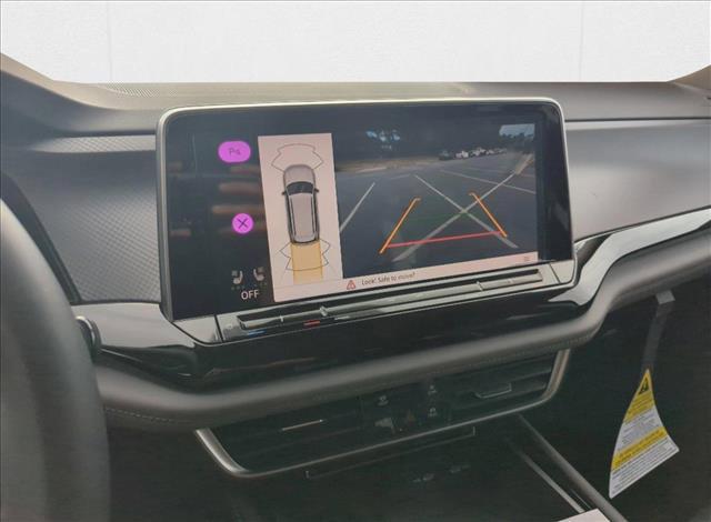 new 2025 Volkswagen Atlas car, priced at $42,098