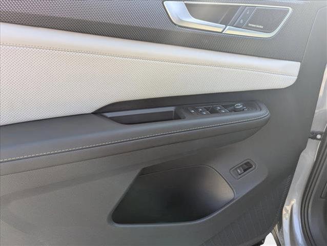 new 2026 Volkswagen Atlas Cross Sport car, priced at $51,824