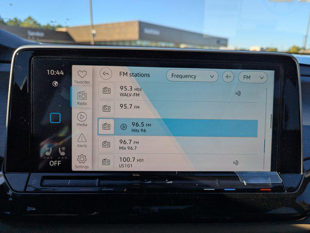 new 2026 Volkswagen Atlas Cross Sport car, priced at $40,781